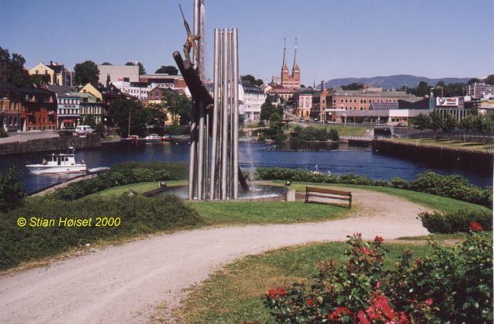 Fltningsmonumentet i Skien